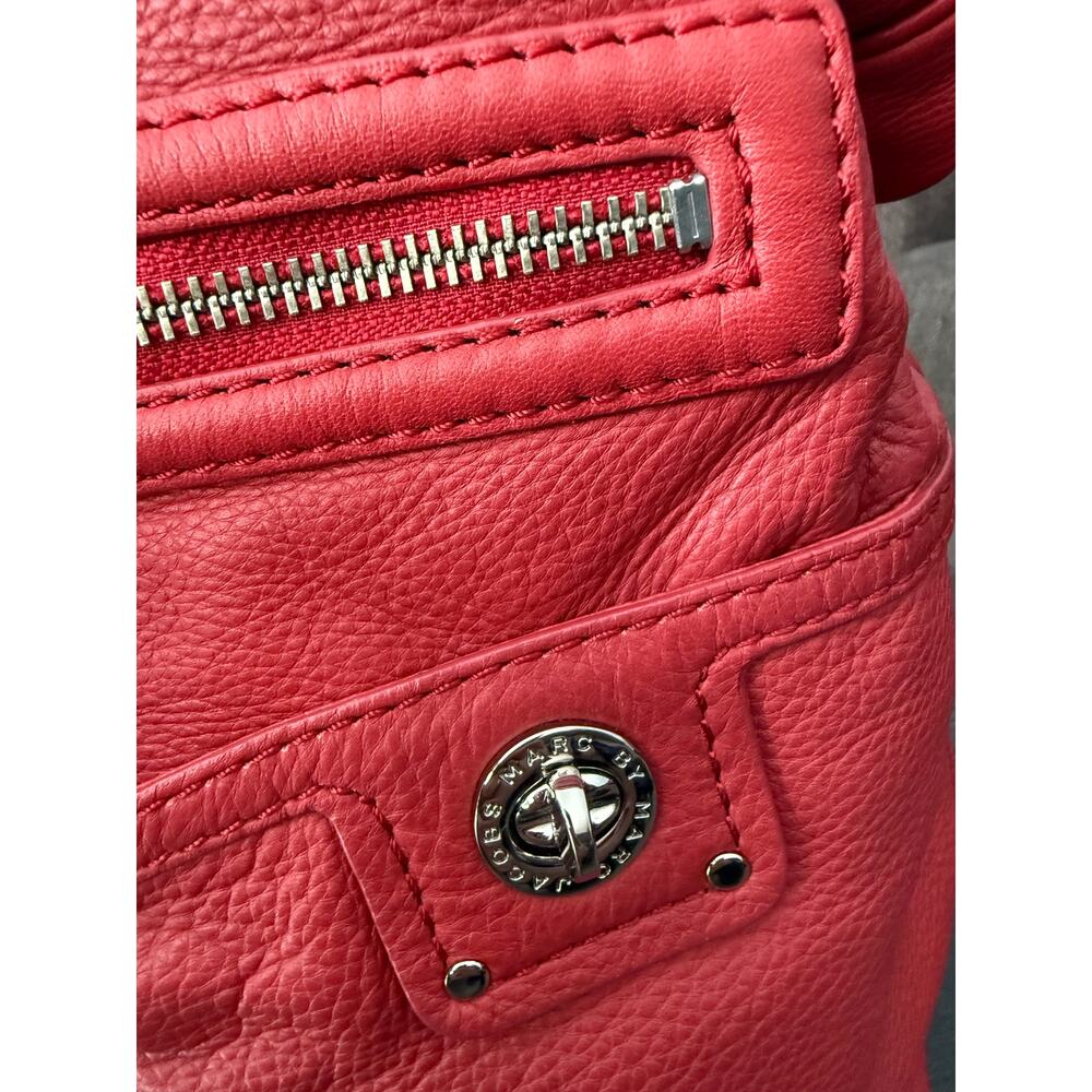 MARC by Marc Jacobs Red Leather Blake Large Full Zip Shoulder Hobo Hand Bag - Picture 13 of 15